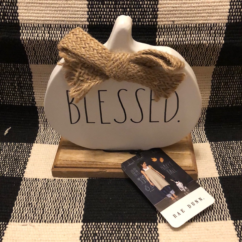 Rae Dinner NWT BLESSED white pumpkin fall decor